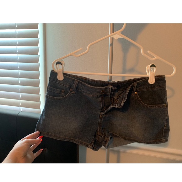 Jean shorts - Picture 1 of 2